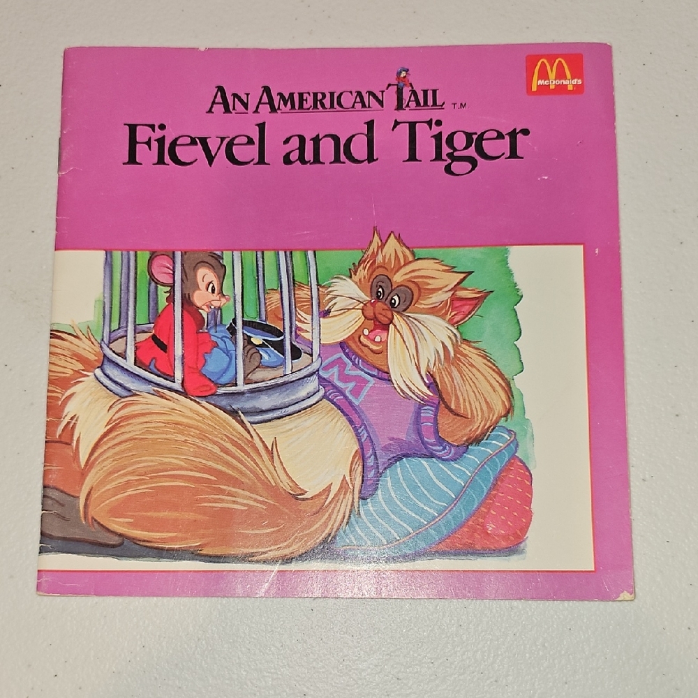 Fievel and Tiger-An American Tail-McDonalds Happy Meal-1986 Paperback Book Used